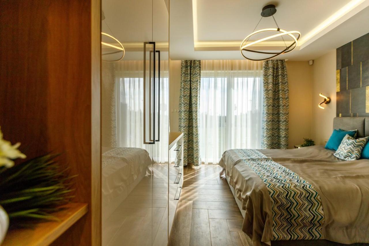 Royal Cafe Apartman 凯斯特海伊 外观 照片